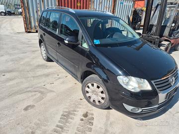 Ricambi per VW TOURAN 2.0 ecofuel BSX