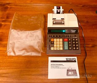 Calcolatrice elettronica Triumph PD-1228 Vintage