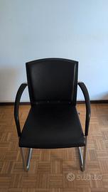 Sedie Konig + Neurath, pelle nera