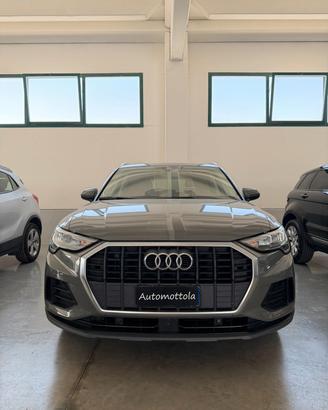 Audi Q3 35 TDI S tronic Business