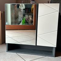 Mobiletto bagno con luce led incorporata