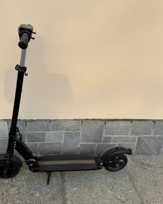 Monopattino elettrico Kugoo