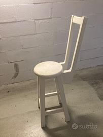 Sgabello alto n legno bianco