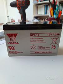 Batteria YUASA