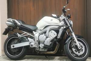 Yamaha FZ6