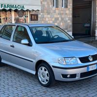 Volkswagen polo 2001 con 88.000km