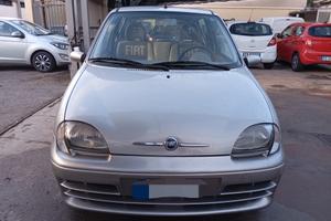 Fiat 600 1.1 Active servosterzo clima permute