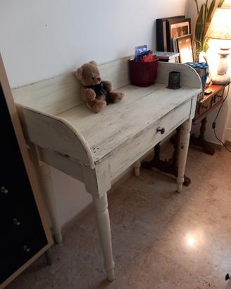 scrivania antica shabby