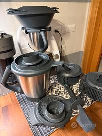 Bimby TM6 con 2 boccali