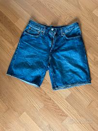 Shorts Levis 468