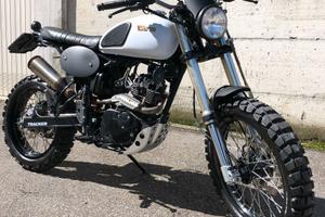 Verve Moto Tracker 125i - 2022
