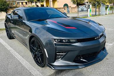 Chevrolet Camaro 6.2 V8 50th Anniversary