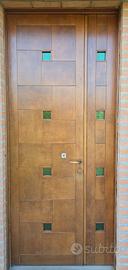 Portoncino d'ingresso con doppia chiusura in legno