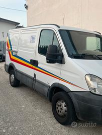 Iveco daily 2.3 hpi frigorifero