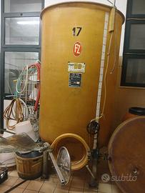 3 botti sempreprieno da 20 hl in vetroresina