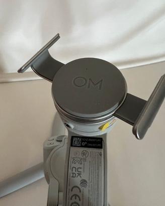 DJI Stabilizzatore OSMO Mobile OM4 SE