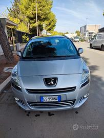 PEUGEOT 5008 1ª serie - 2013