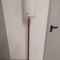 Piantana di Design Moderno