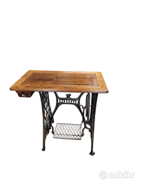 Macchina da cucire/tavolino antica