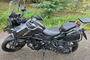 Moto Benelli TRK 702X