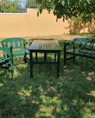 Set giardino tavolo due poltrone e panca