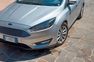 Focus 1.5 TDCi 120CV 5p Titanium Powershift