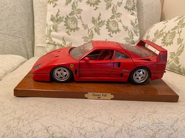 Modellino ferrari burago scala 1:18