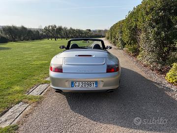 Porsche 911 Carrera Cabrio 996