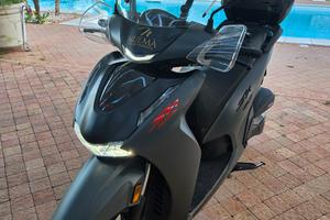 Honda SH 350 Sport 
