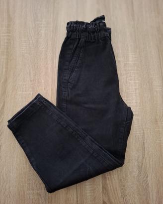 Jeans neri modello baggy a vita alta con elastico