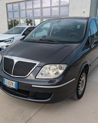 Lancia Phedra 2.0 MJT 136 CV Emblema
