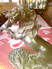 Scultura cavallo in metallo(Bronzo o ferro)nero