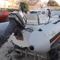 Gommone motore e carrello