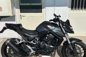 Honda Hornet 750 - 2024