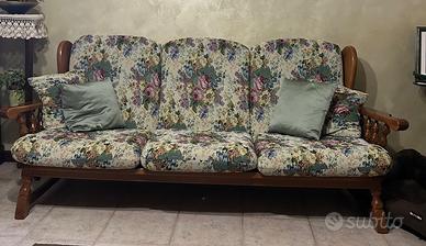 Divano tre posti e poltrona arte povera