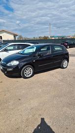 Punto evo 1.4 Benz/gpl della casa.