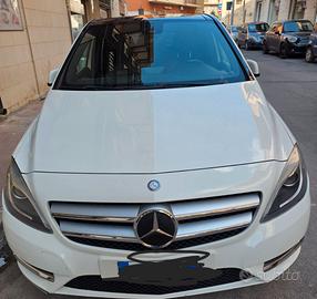 Mercedes b 180