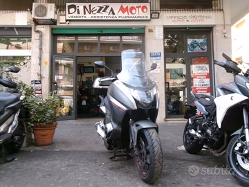 Honda Integra 750