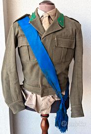 Giacchino camicia cravatta Alpini Taurinense 1957