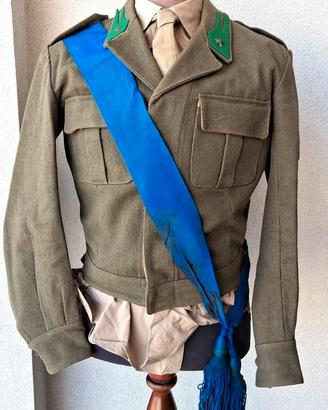Giacchino camicia cravatta Alpini Taurinense 1957