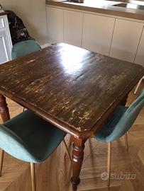 Tavolo quadrato Italia