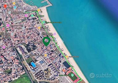 BOX A CIVITANOVA MARCHE