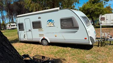 Caravan Roulotte Knaus 550 qk + mover + clima