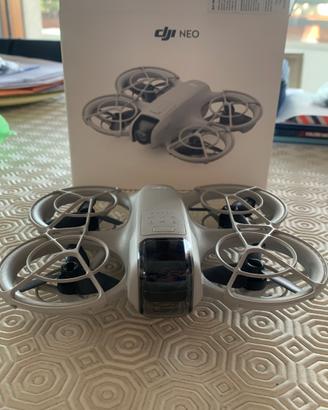 DJI neo DRONE
