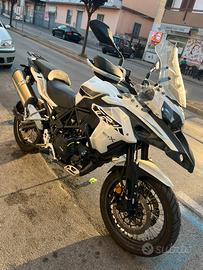 Benelli trk 502x