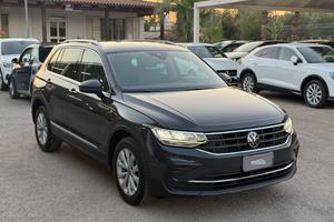 VOLKSWAGEN Tiguan 2.0 TDI 150CV SCR DSG Life LUCI