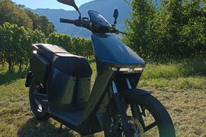 Scooter elettrico 125 WOW775