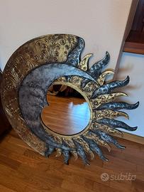 Specchio circolare con cornice Sole/Luna
