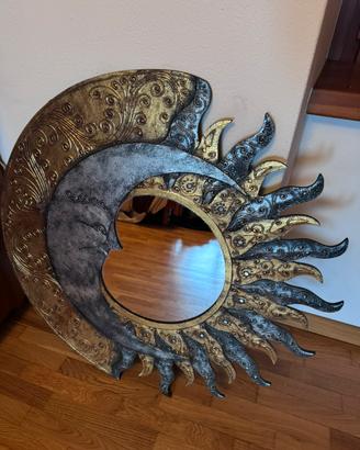 Specchio circolare con cornice Sole/Luna