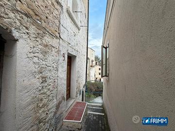 Casa indipendente - Via Perugia, Fossalto